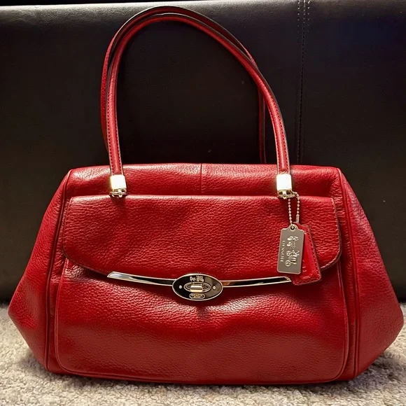 Coach Madison Madeline East West Berry Red Leather bag - Picture 1 of 8